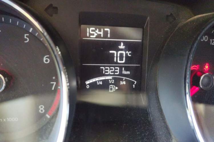 Used Volkswagen Bora 2013 1.6L Manual Fashion Edition Odometer Close Up