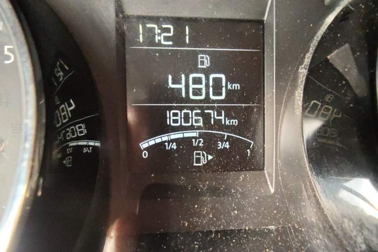 Used Volkswagen Bora 2013 1.6L Manual Comfort Model Odometer Close Up