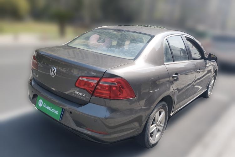 Used Volkswagen Bora 2013 1.6L Manual Fashion Edition Rear Right 45 Deg