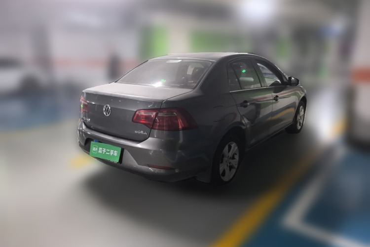 Used Volkswagen Bora 2013 1.6L Manual Comfort Model Rear Right 45 Deg