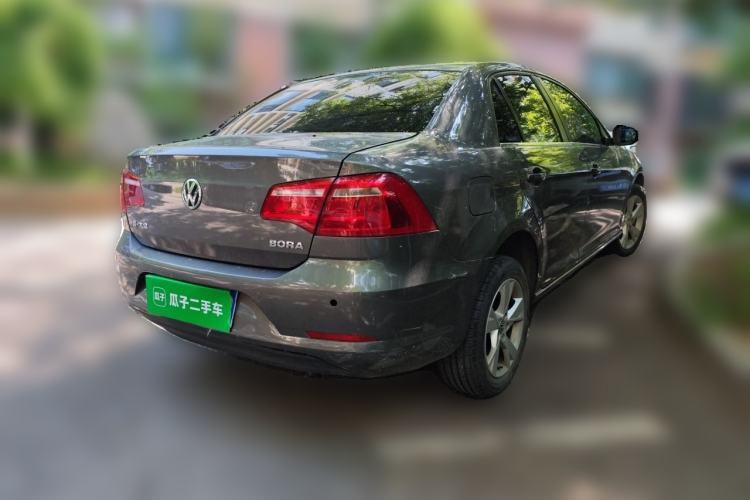 Used Volkswagen Bora 2013 1.6L Automatic Comfort Model Rear Right 45 Deg
