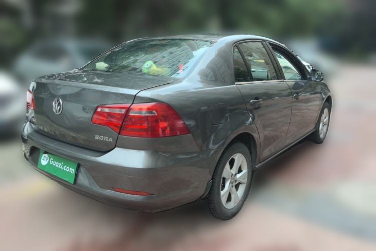 Used Volkswagen Bora 2013 1.6L Manual Comfort Model Rear Right 45 Deg