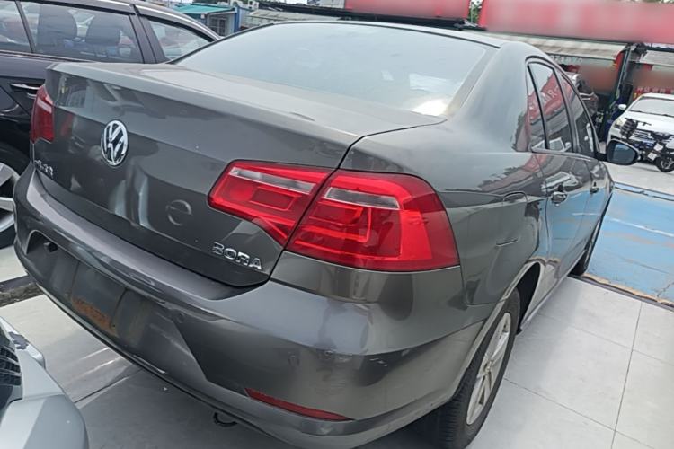 Used Volkswagen Bora 2013 1.6L Manual Fashion Edition Rear Right 45 Deg