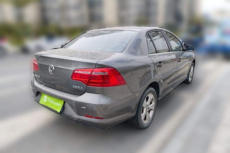Used Volkswagen Bora 2013 1.6L Manual Comfort Model Rear Right 45 Deg