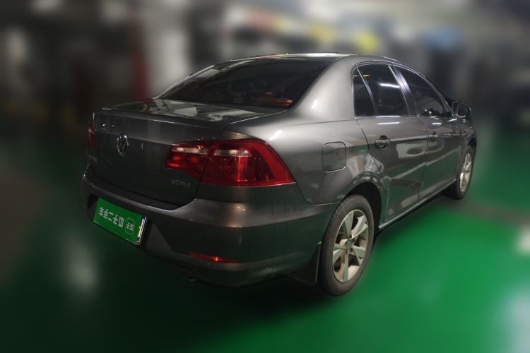 Used Volkswagen Bora 2013 1.6L Automatic Comfort Model Rear Right 45 Deg
