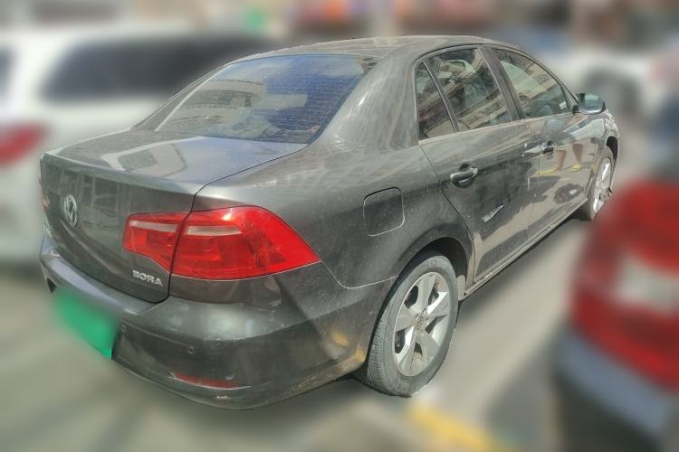 Used Volkswagen Bora 2013 1.6L Automatic Comfort Model Rear Right 45 Deg