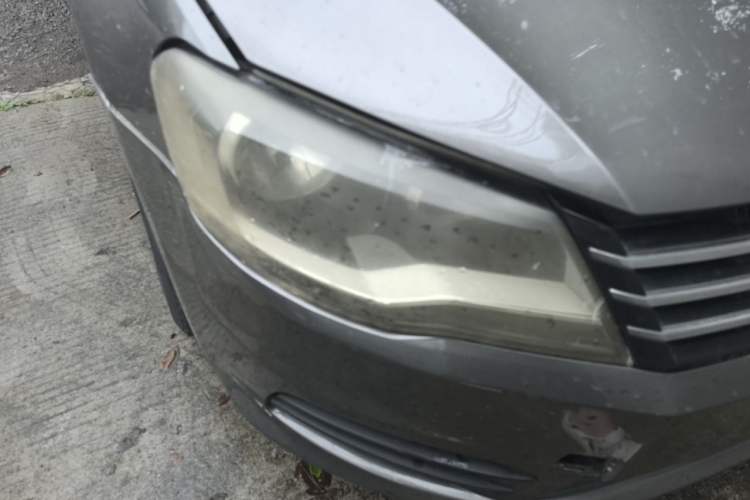 Used Volkswagen Bora 2013 1.6L Automatic Fashion Model Right Front Headlight