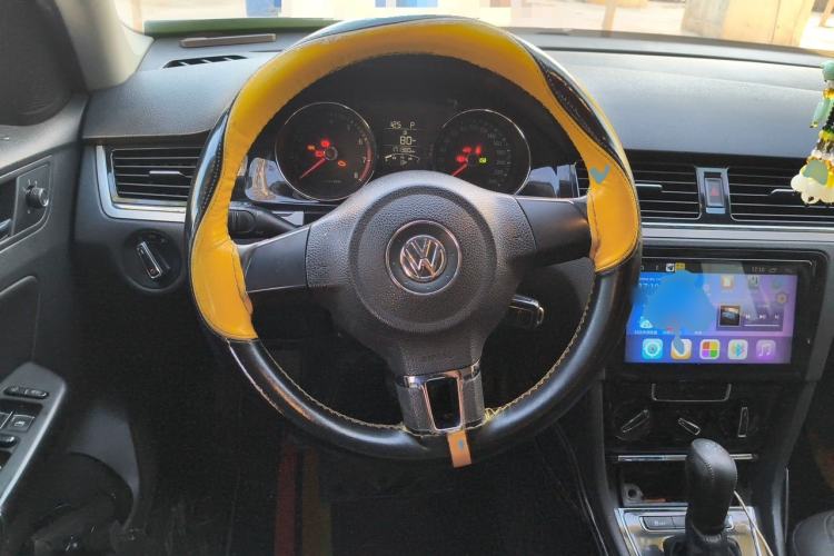 Used Volkswagen Bora 2013 1.4T Automatic Comfort Model Steering Wheel