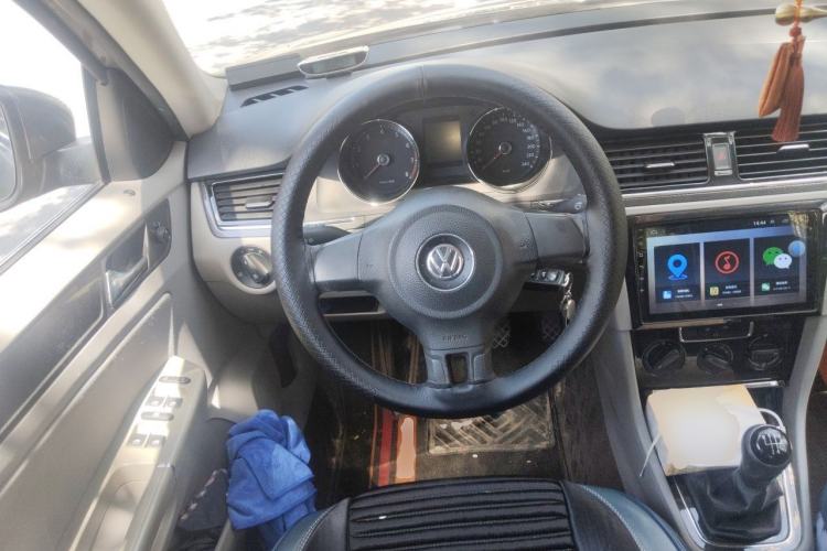 Used Volkswagen Bora 2013 1.6L Manual Fashion Edition Steering Wheel