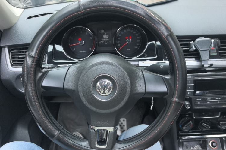 Used Volkswagen Bora 2013 1.6L Manual Comfort Model Steering Wheel
