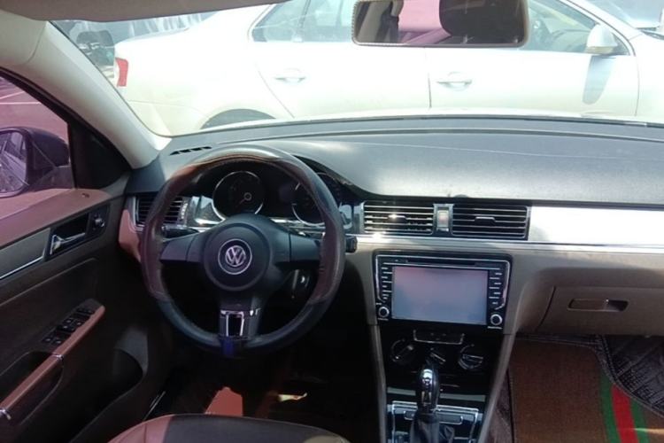 Used Volkswagen Bora 2013 1.6L Automatic Comfort Model Steering Wheel