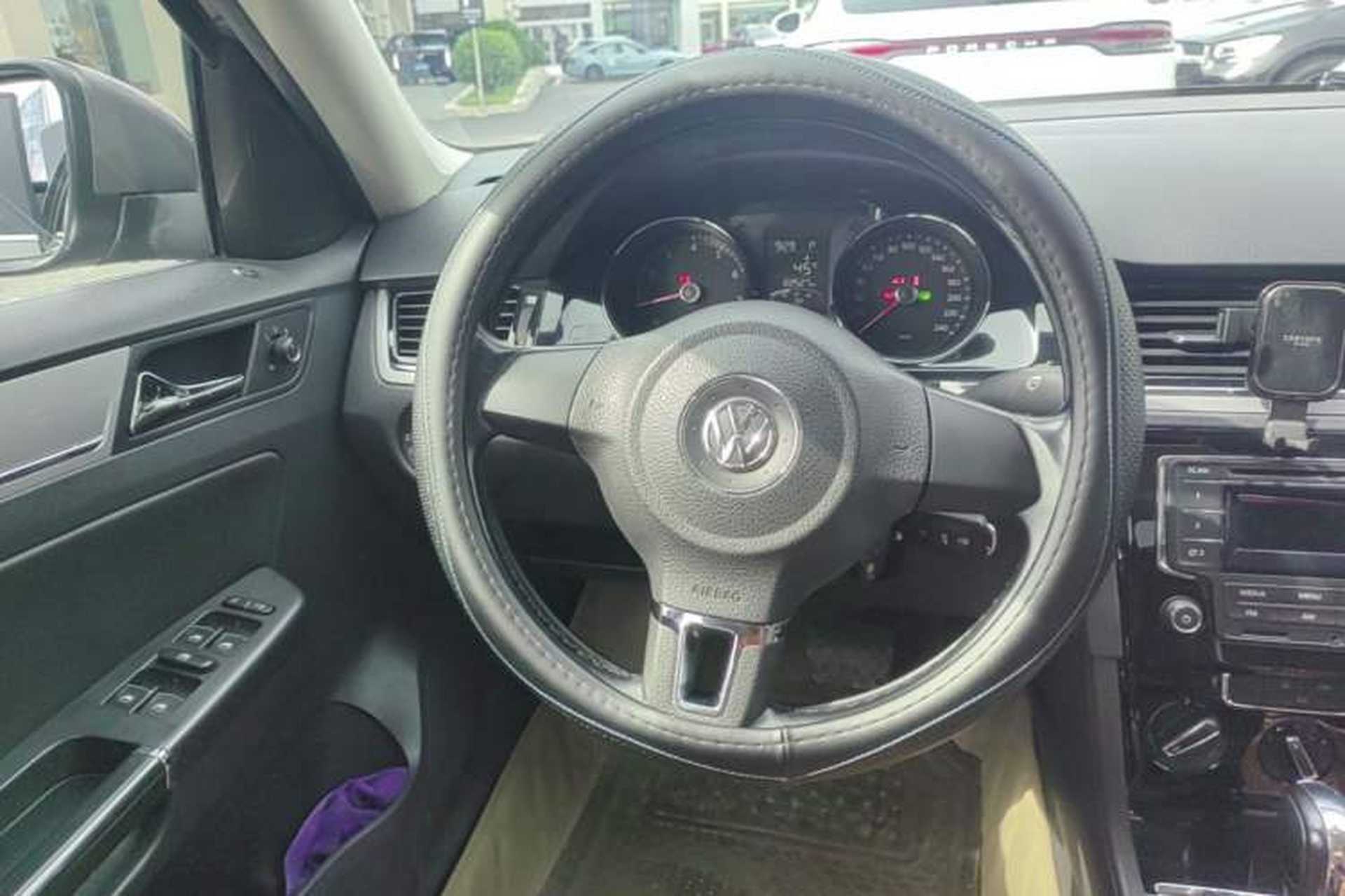 Used Volkswagen Bora 2013 1.6L Automatic Comfort Model Steering Wheel