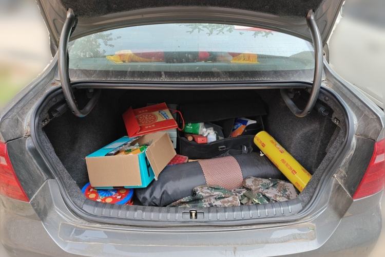 Used Volkswagen Bora 2013 1.6L Automatic Fashion Model Trunk