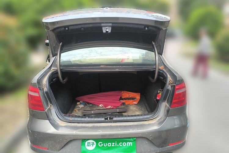 Used Volkswagen Bora 2013 1.6L Manual Comfort Model Trunk