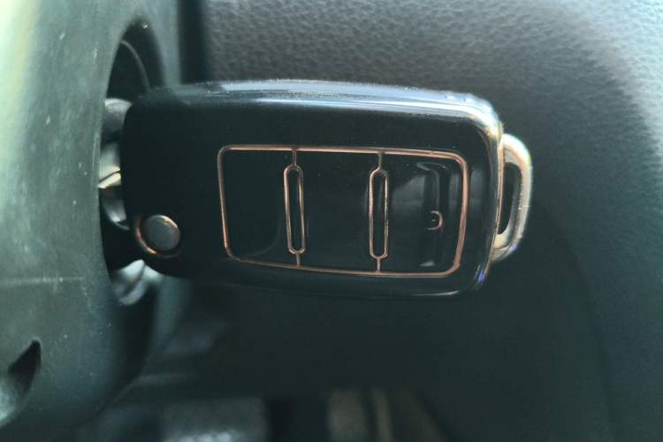 Used Volkswagen Bora 2013 1.4T Automatic Comfort Model Vehicle Key