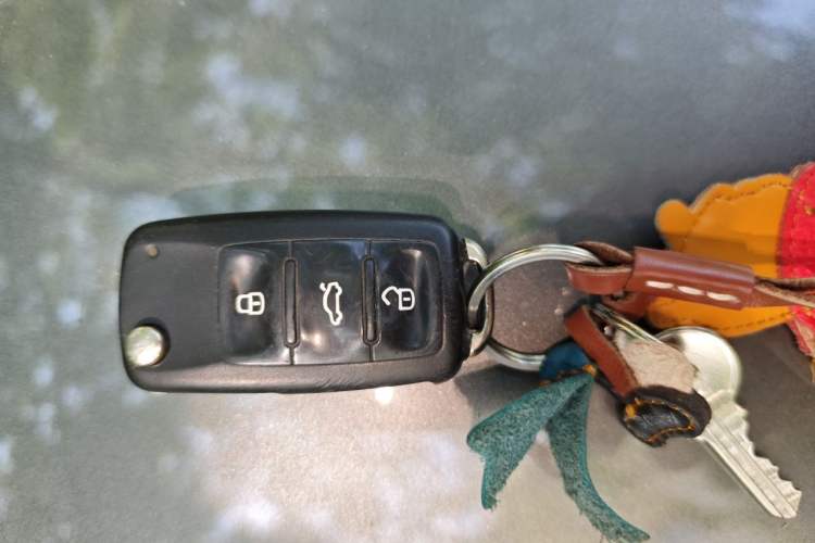 Used Volkswagen Bora 2013 1.6L Automatic Comfort Model Vehicle Key