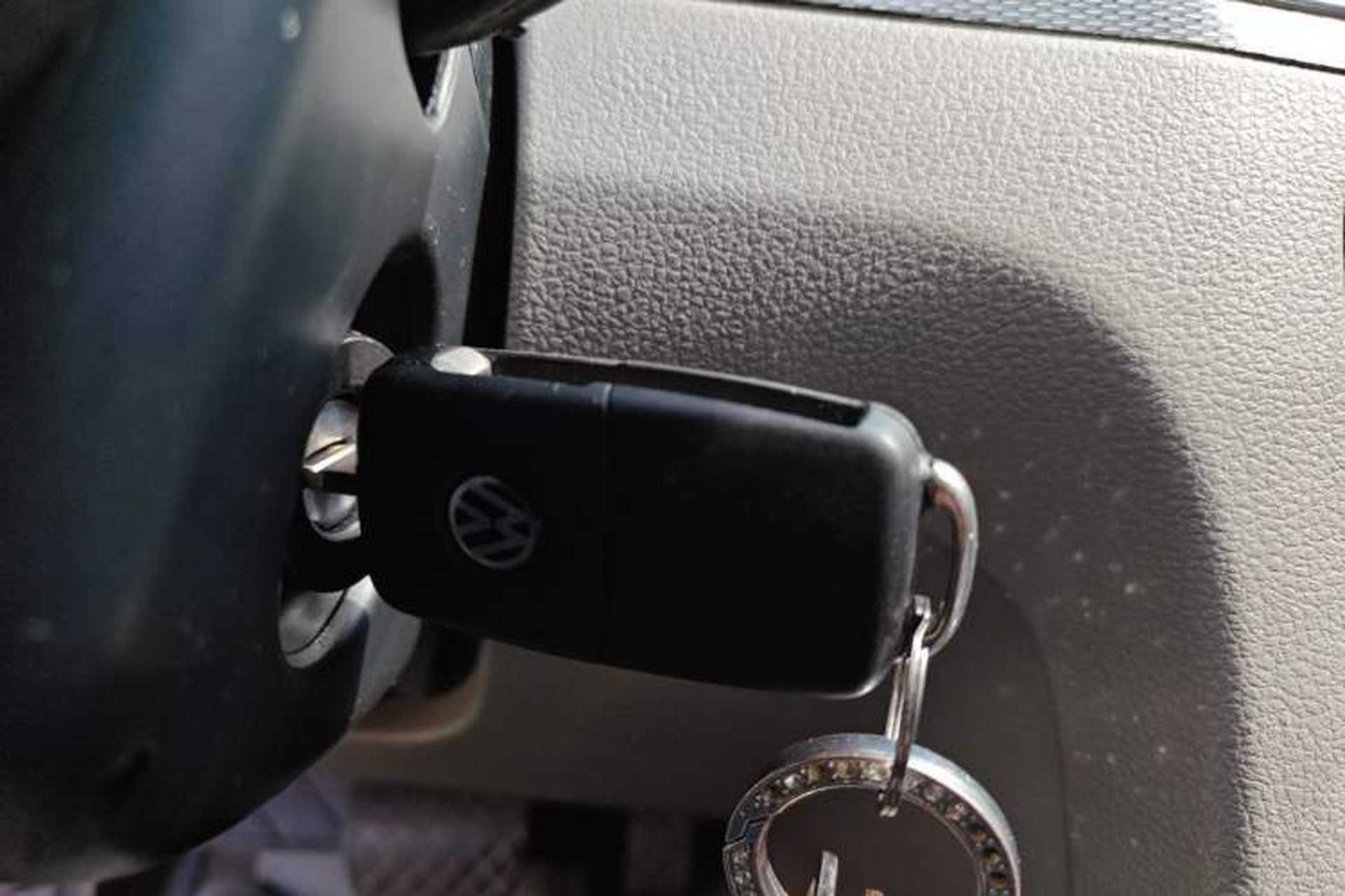 Used Volkswagen Bora 2013 1.6L Automatic Fashion Model Vehicle Key