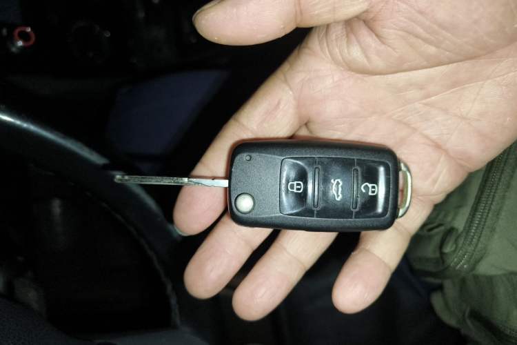 Used Volkswagen Bora 2013 1.6L Automatic Comfort Model Vehicle Key