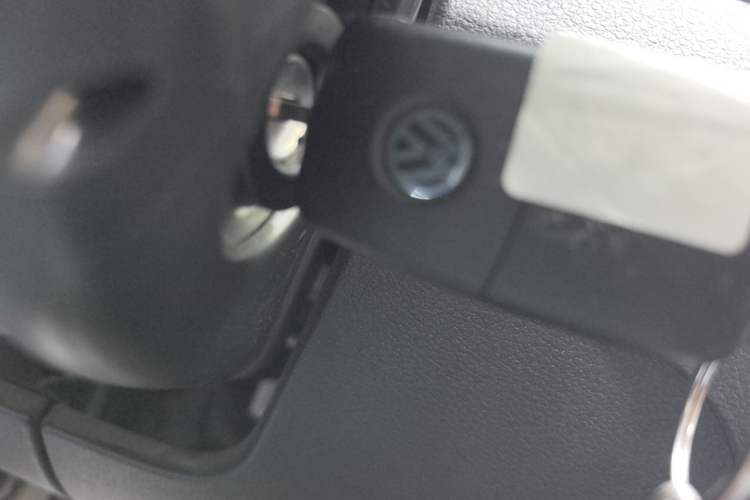 Used Volkswagen Bora 2013 1.6L Manual Comfort Model Vehicle Key