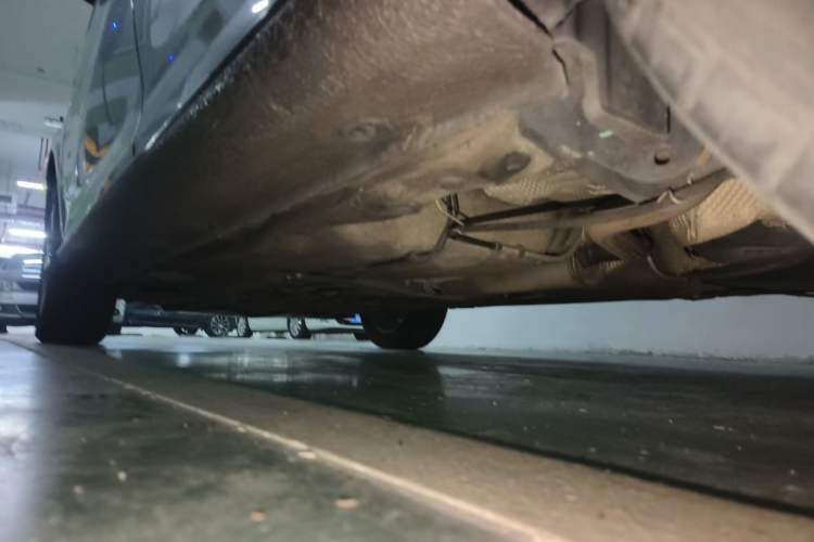 Used Volkswagen Bora 2013 1.6L Manual Comfort Model Chassis Rear Left