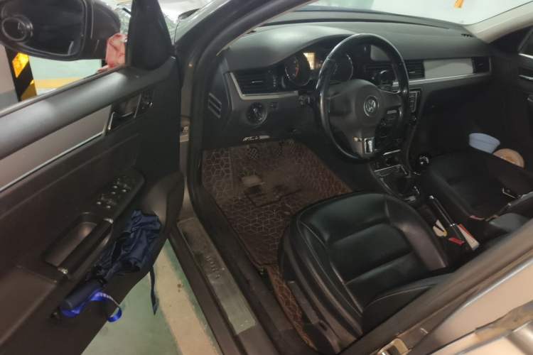 Used Volkswagen Bora 2013 1.6L Manual Comfort Model Driver Seat