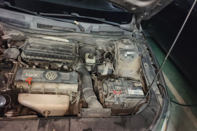 Used Volkswagen Bora 2013 1.6L Manual Comfort Model Engine Bay Left