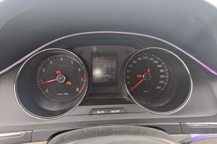 Used Volkswagen Bora 2013 1.6L Manual Fashion Edition Instrument Cluster