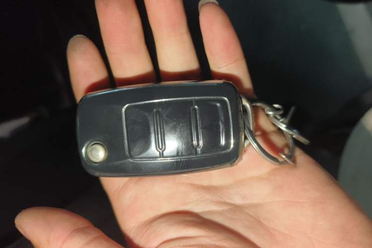 Used Volkswagen Bora 2013 1.6L Manual Comfort Model Vehicle Key