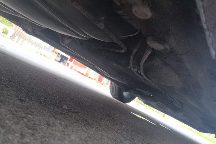 Used Volkswagen Bora 2013 1.6L Automatic Comfort Model Chassis Rear Right