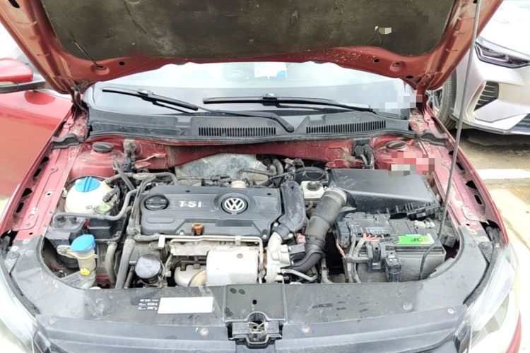 Used Volkswagen Bora 2013 1.4T Automatic Comfort Model Engine Bay