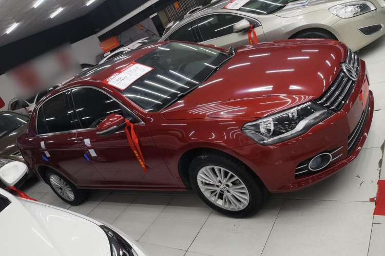 Used Volkswagen Bora 2013 1.6L Automatic Luxury Model Exterior 2