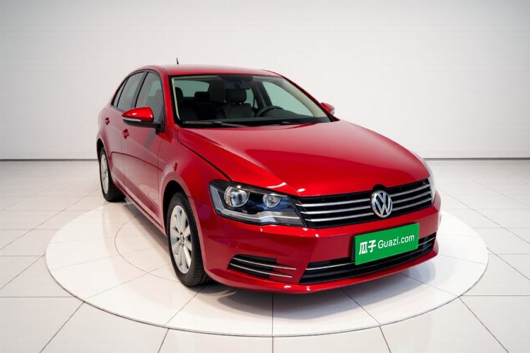 Used Volkswagen Bora 2013 1.6L Automatic Fashion Model Front Right 45 Deg