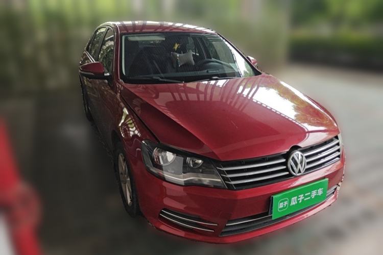 Used Volkswagen Bora 2013 1.6L Automatic Fashion Model Front Right 45 Deg