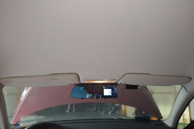 Used Volkswagen Bora 2013 1.6L Automatic Fashion Model Headliner