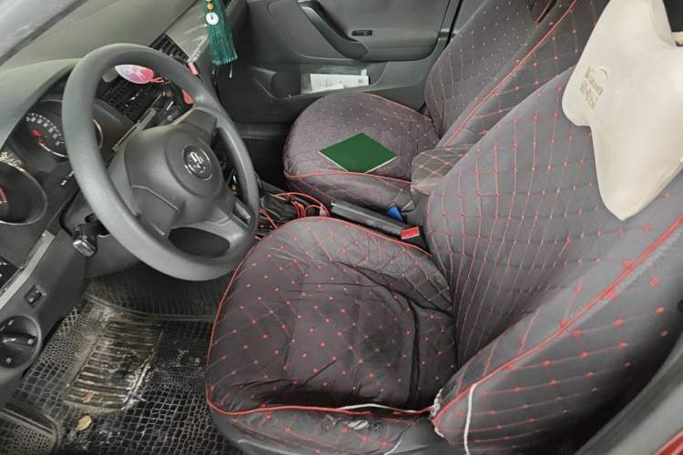 Used Volkswagen Bora 2013 1.6L Automatic Fashion Model Left Front Seat