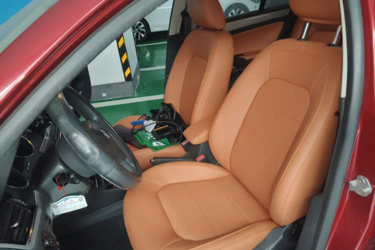 Used Volkswagen Bora 2013 1.6L Automatic Fashion Model Left Front Seat