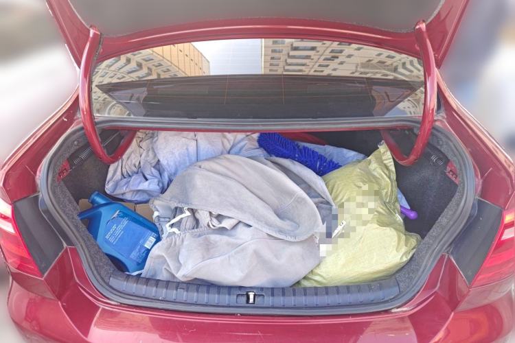 Used Volkswagen Bora 2013 1.6L Automatic Fashion Model Trunk
