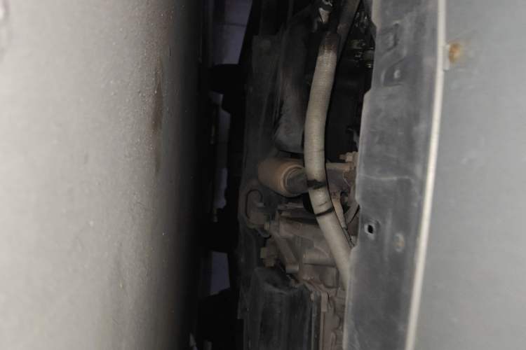 Used Volkswagen Bora 2013 1.6L Automatic Fashion Model Chassis Front