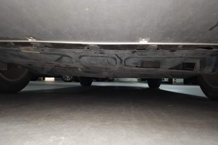 Used Volkswagen Bora 2013 1.6L Automatic Comfort Model Chassis Front
