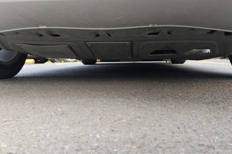 Used Volkswagen Bora 2013 1.6L Automatic Comfort Model Chassis Front