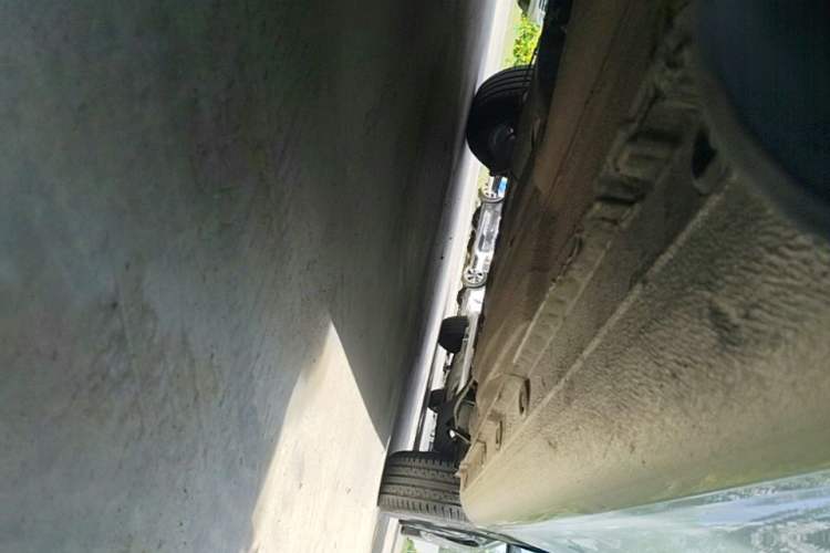 Used Volkswagen Bora 2013 1.6L Automatic Fashion Model Chassis Front Left