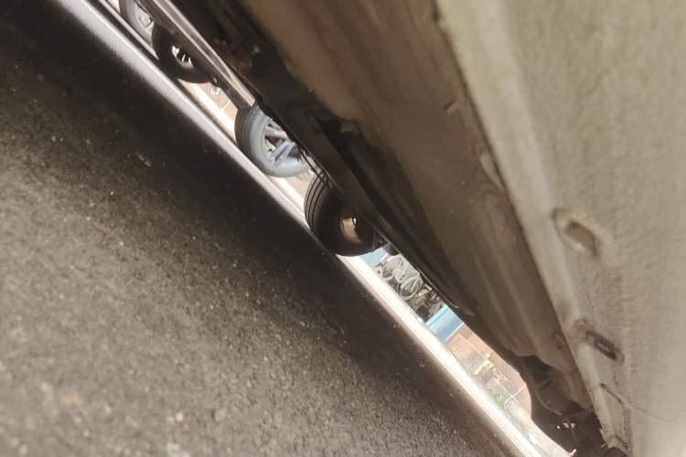 Used Volkswagen Bora 2013 1.6L Automatic Fashion Model Chassis Front Left