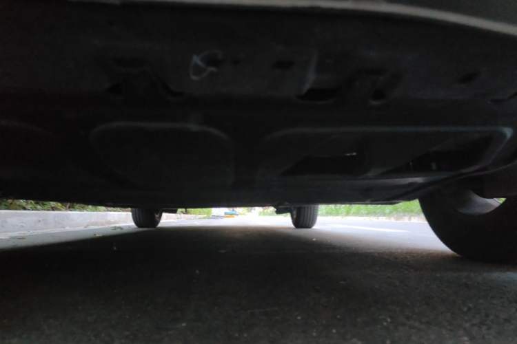 Used Volkswagen Bora 2013 1.6L Automatic Fashion Model Chassis Front