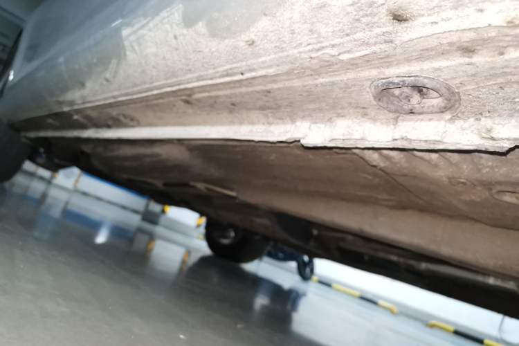 Used Volkswagen Bora 2013 1.6L Automatic Comfort Model Chassis Front Right