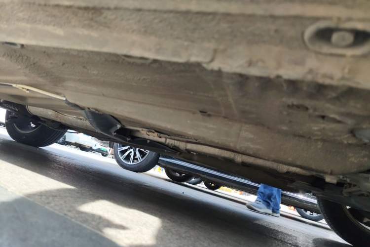 Used Volkswagen Bora 2013 1.6L Automatic Comfort Model Chassis Front Right