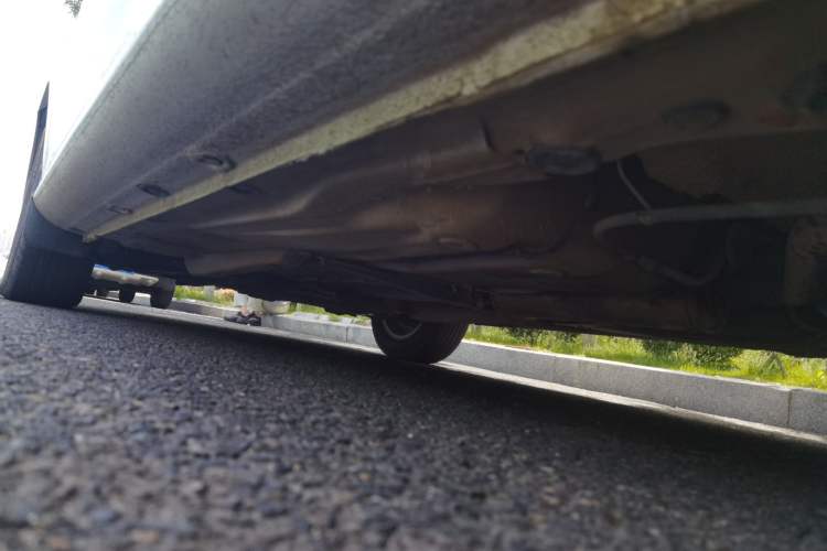 Used Volkswagen Bora 2013 1.6L Manual Fashion Edition Chassis Rear Left