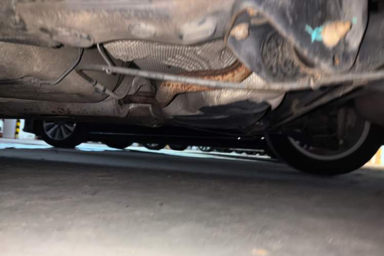 Used Volkswagen Bora 2013 1.6L Manual Comfort Model Chassis Rear Left