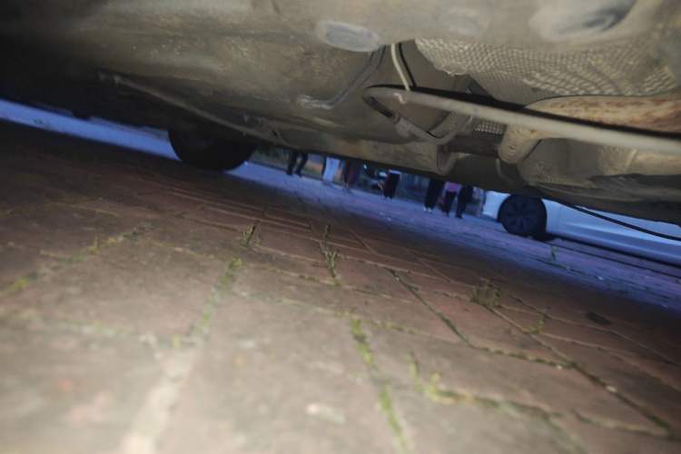 Used Volkswagen Bora 2013 1.6L Automatic Comfort Model Chassis Rear Left