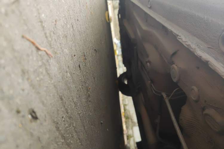 Used Volkswagen Bora 2013 1.6L Manual Comfort Model Chassis Rear Left