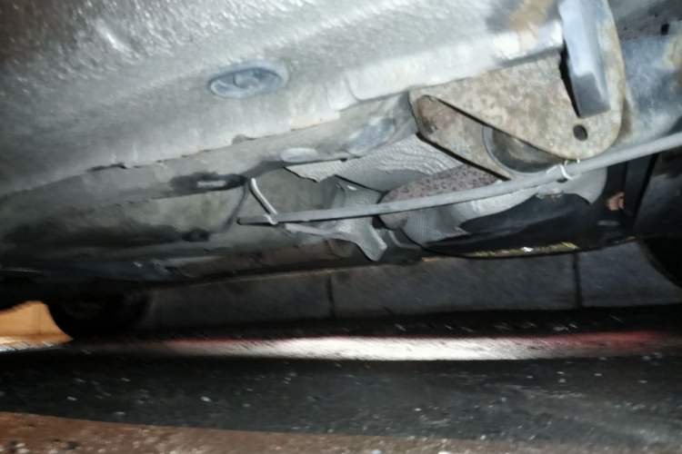 Used Volkswagen Bora 2013 1.6L Automatic Fashion Model Chassis Rear Left
